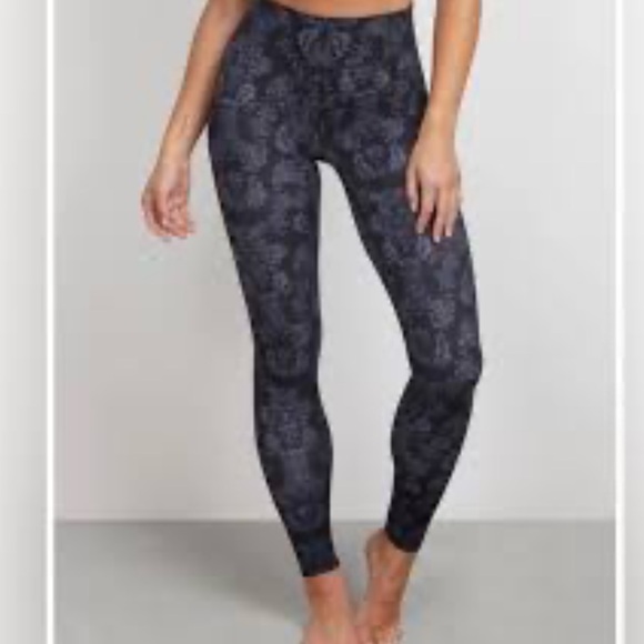 Stori Perseverence Tight in damask onyx violet size 4 - Picture 7 of 7
